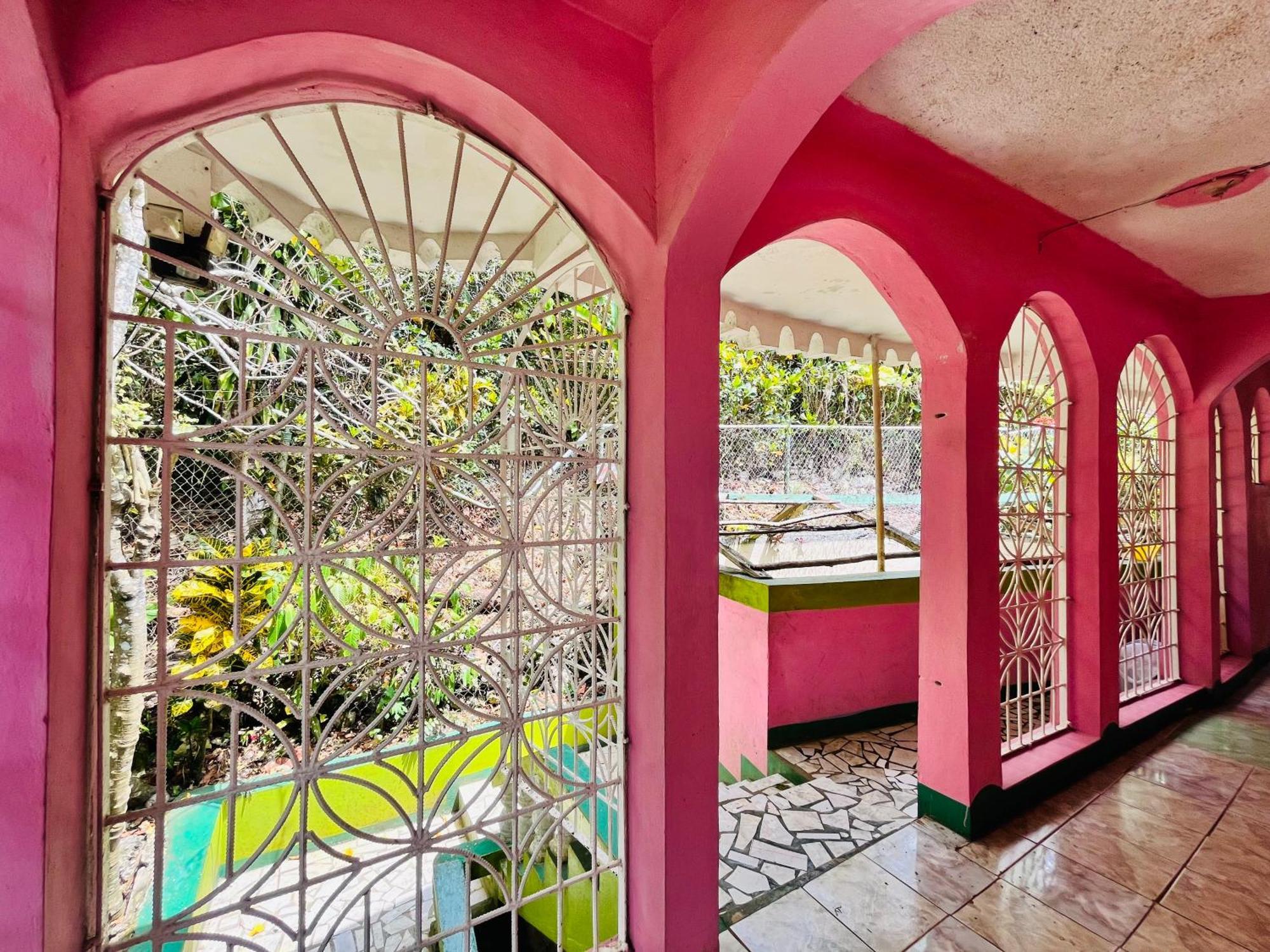 Nine Miles Cultural Hangouts And Tours Stepney Bagian luar foto